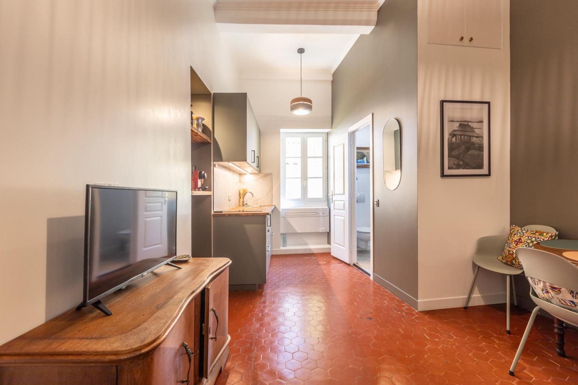 Menton Old Town Apartment ภายนอก รูปภาพ