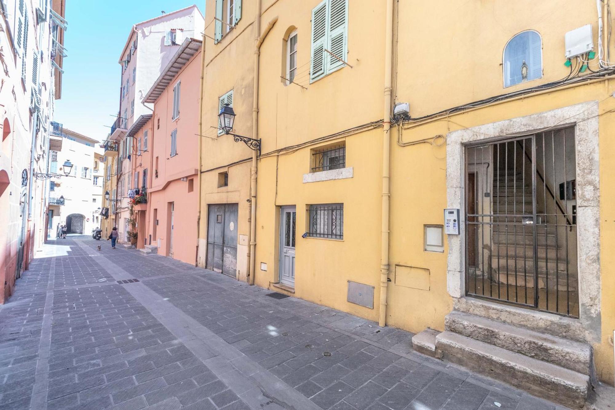 Menton Old Town Apartment ภายนอก รูปภาพ