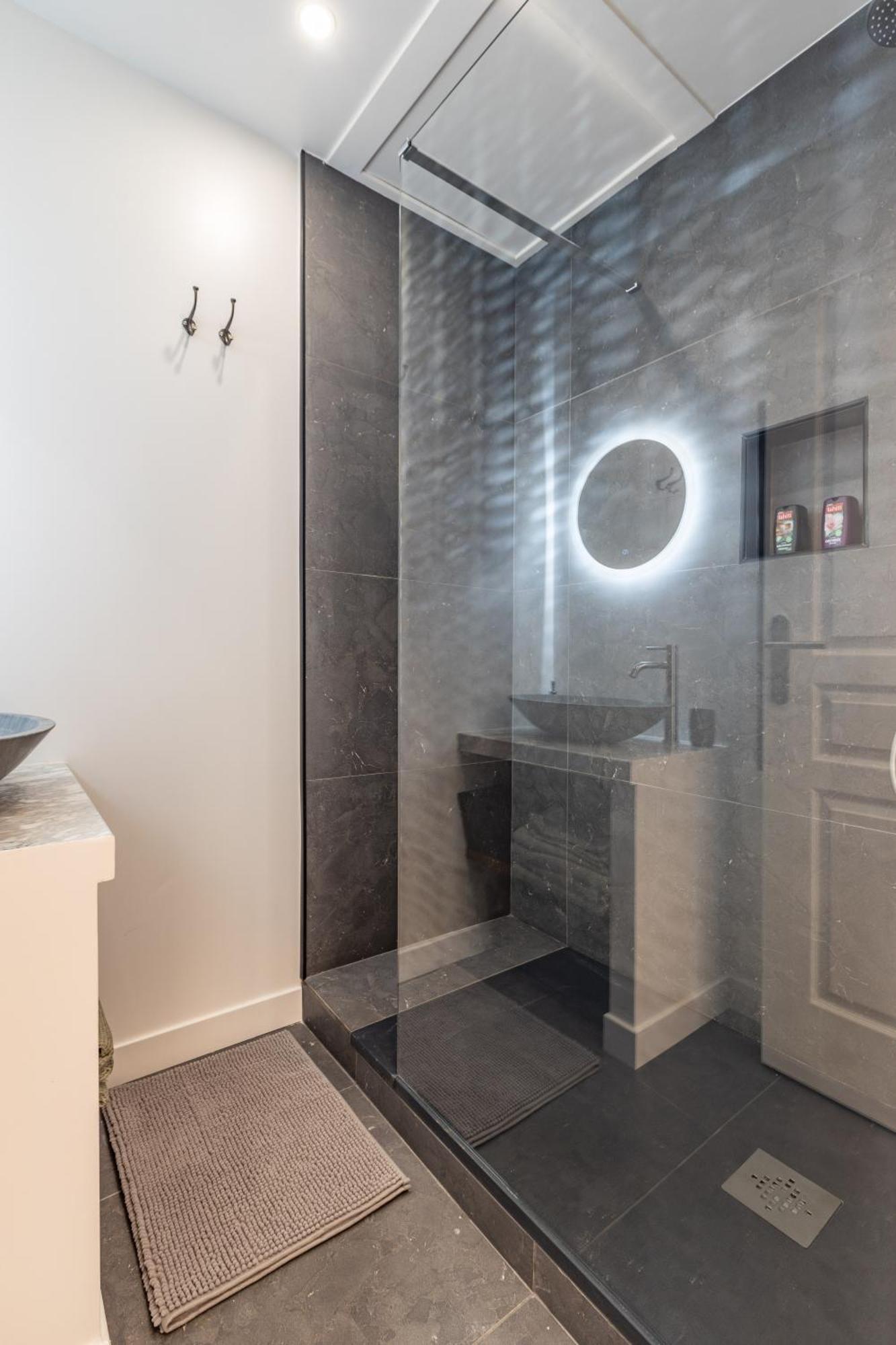 Menton Old Town Apartment ภายนอก รูปภาพ